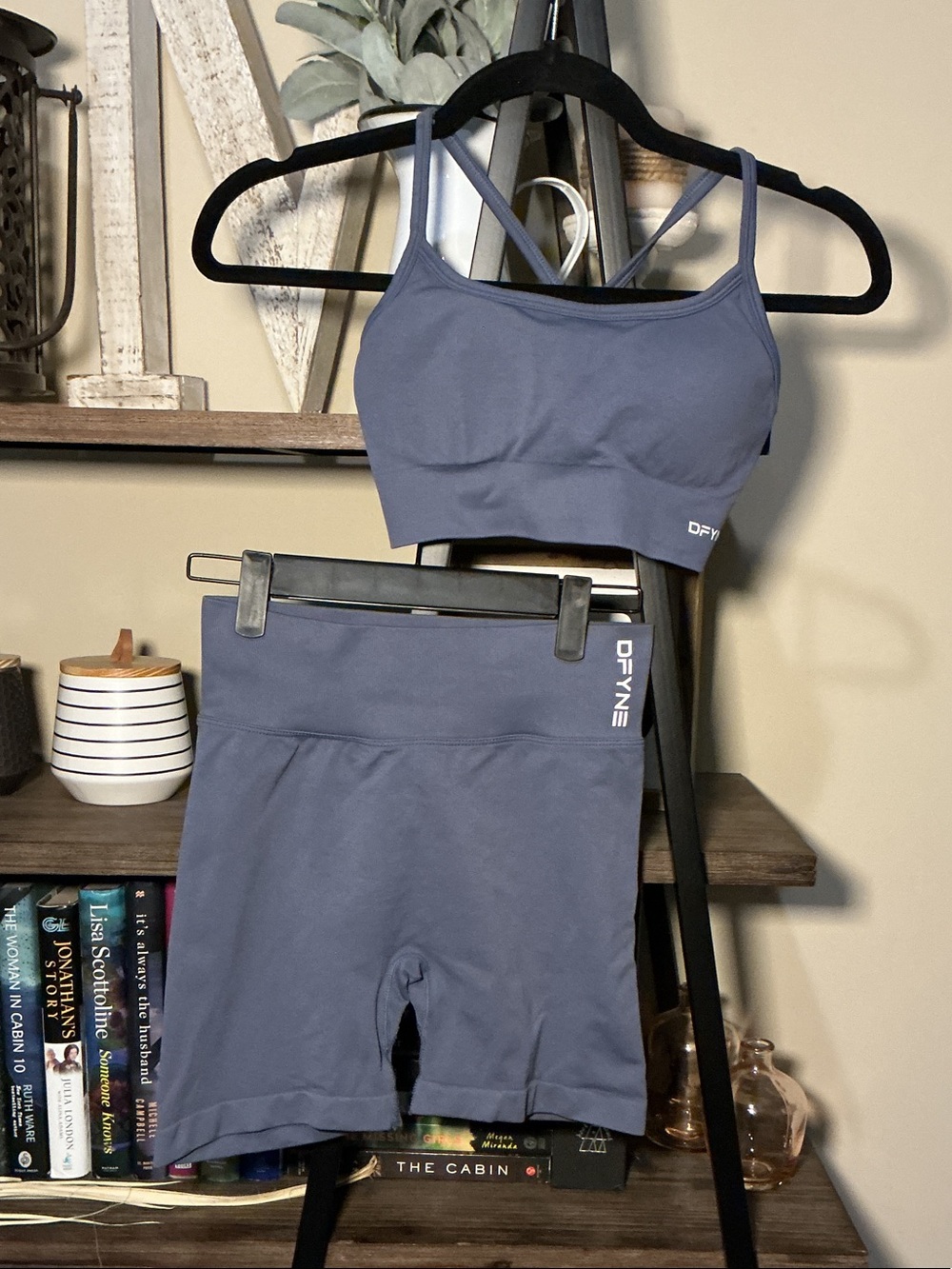 DFYNE Women's Slate Blue Athletic Bike Shorts and sports bra Size S